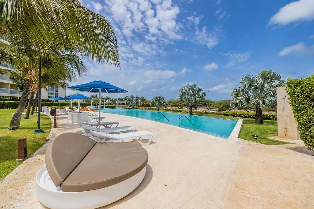 1Bs-Blue224 - Breath-Taking Ocean View Condo For 4, Palm Beach