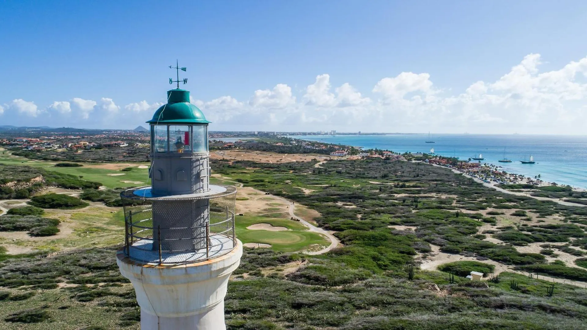פאלם ביץ' 1Bs-Blue224 - Breath-Taking Ocean View Condo For 4, פאלם ביץ'